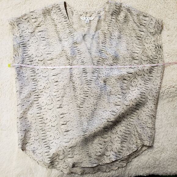 CAbi 100% Silk Black Cream Dolman Batwing Sleeve Floral Flowy Oversized Top XS - Picture 5 of 10